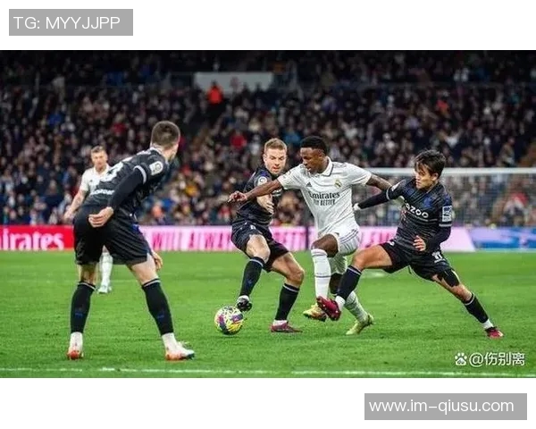 塞巴略斯荣膺皇马生涯150胜纪念球衣庆祝活动盛况空前